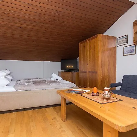 Apartment Puharic Makarska