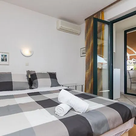 Puharic Apartman Makarska